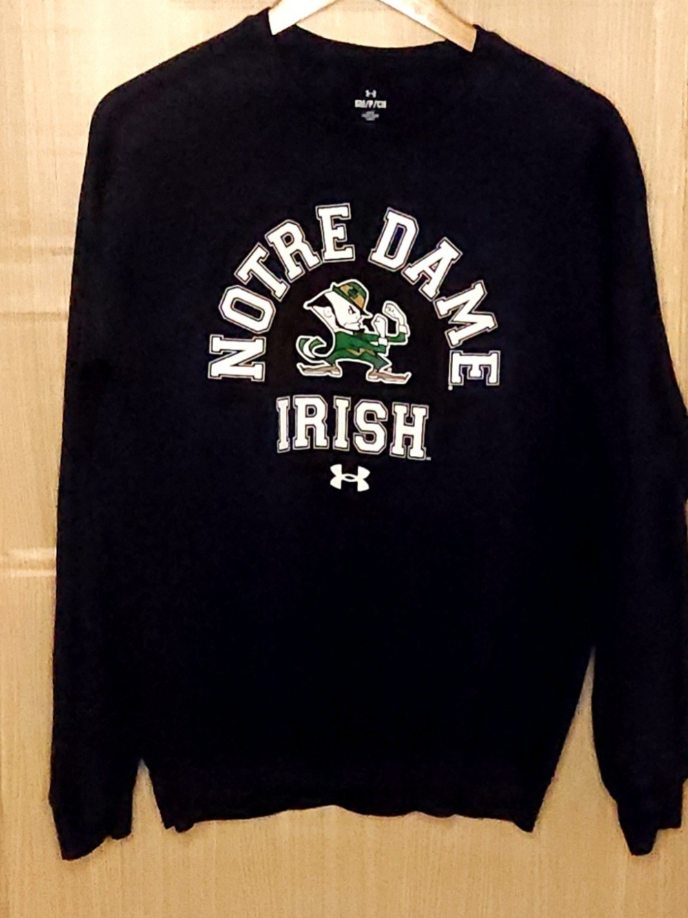 Under Armour Notre Dame women’s navy sweatshirt small.